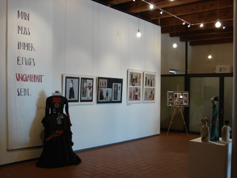 Kostümbild-Ausstellung